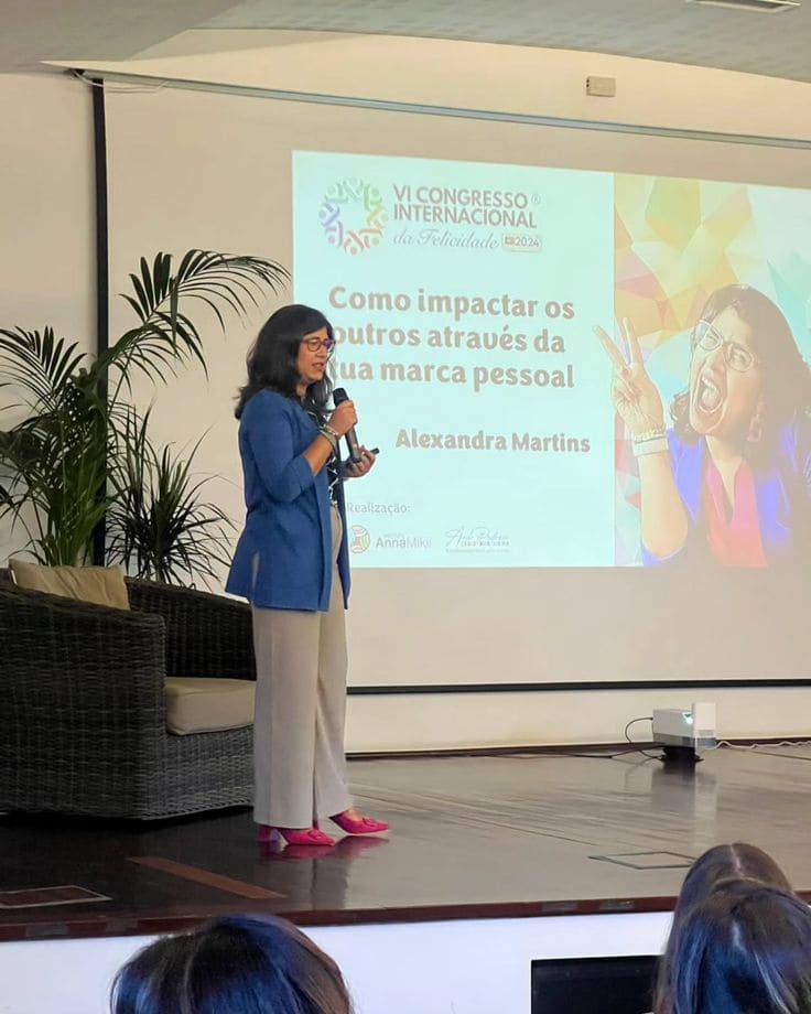 Ser feliz porque Sim | Descobre o que é uma marca pessoal, porque ela já existe e como a podes trabalhar com autenticidade, estratégia e intenção para gerar impacto.