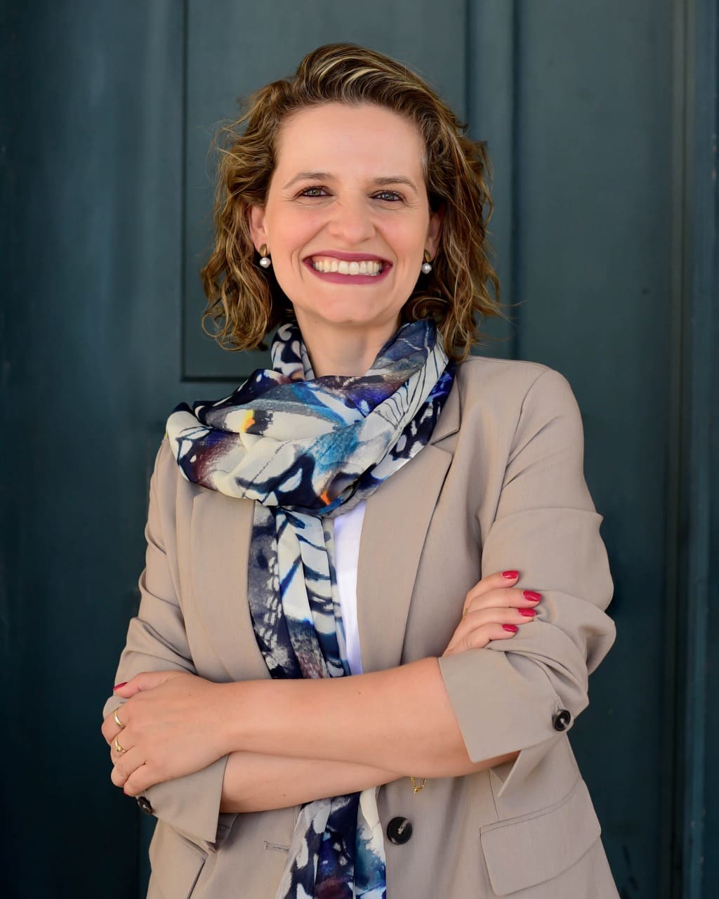 Ser Feliz Porque Sim - Negócios & Marketing Humanizados - Testemunho de Alyane - Adorei o programa de acompanhamento com a Alexandra! Teve um olhar muito personalizado para as minhas necessidades e para o meu negócio. Com ela, eu consegui realmente enxergar o meu trabalho como um negócio. As coisas que aprendi com ela ainda seguem comigo, mesmo depois de algum tempo de concluirmos o processo. Recomendo.